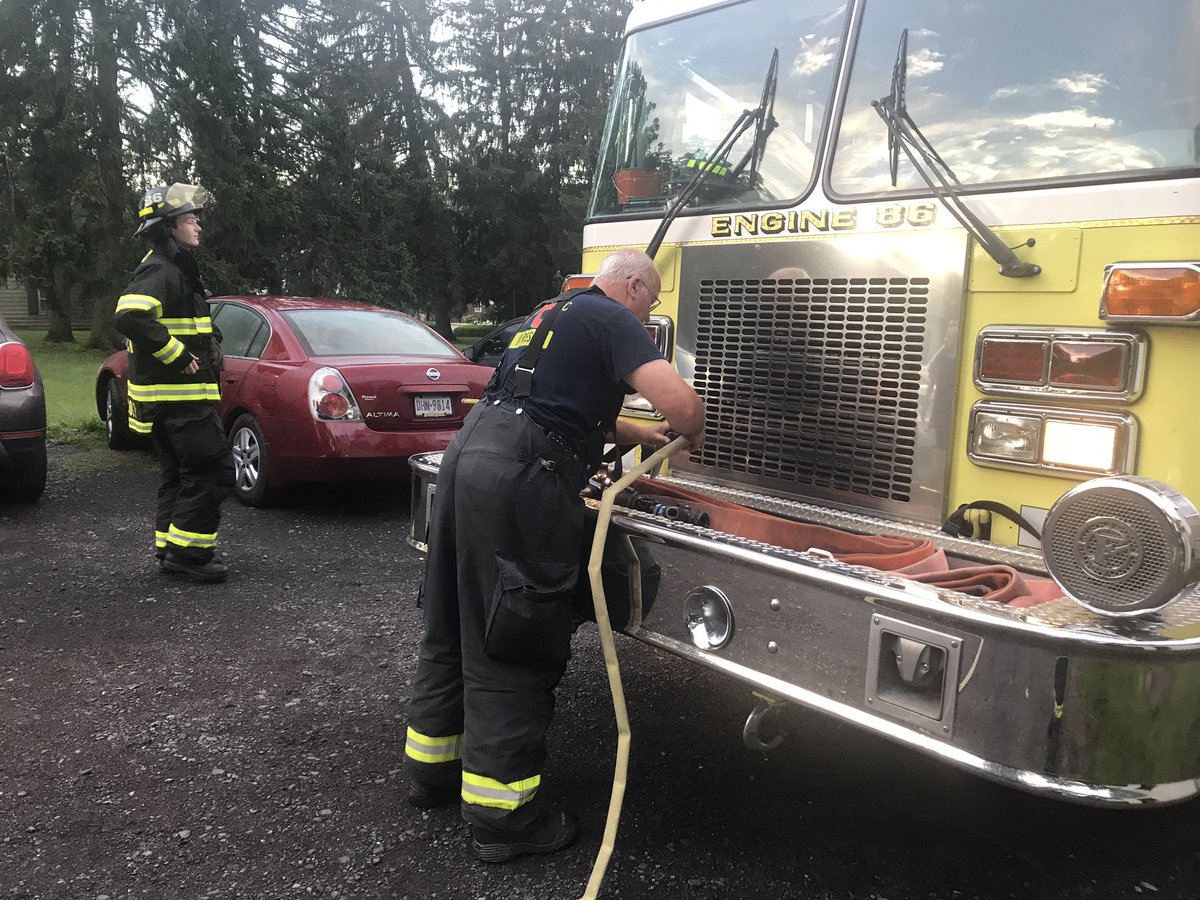 skippackfire's tweet photo. Skippack Fire dumpster fire this morning. https://t.co/tUXWr0NMgJ