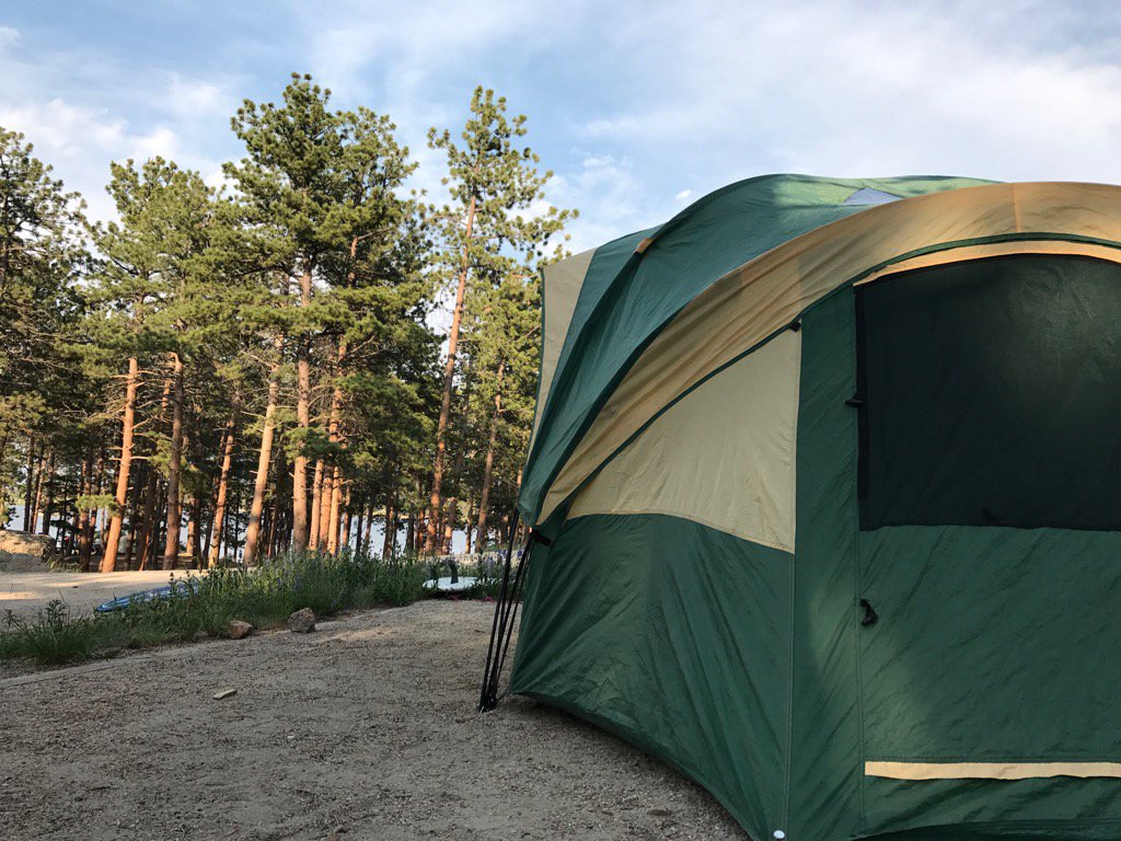cwalkerspencer's tweet photo. #Camping with family. #vacationlife https://t.co/NQGDbJTyiO