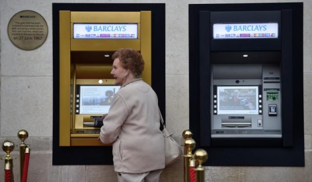 Waiiess's tweet photo. World’s first ATM turns to gold on 50th anniversary https://t.co/LnWLj1Ui29 https://t.co/THHYHkyp9t