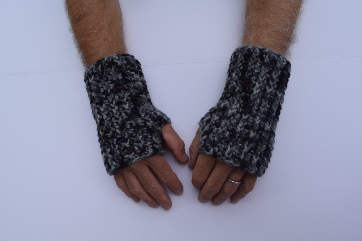 Mens Fingerless Gloves - Fingerless Mittens - Texting Gloves - Han… etsy.me/2rxnMH3 #Etsy #CrochetFingerless