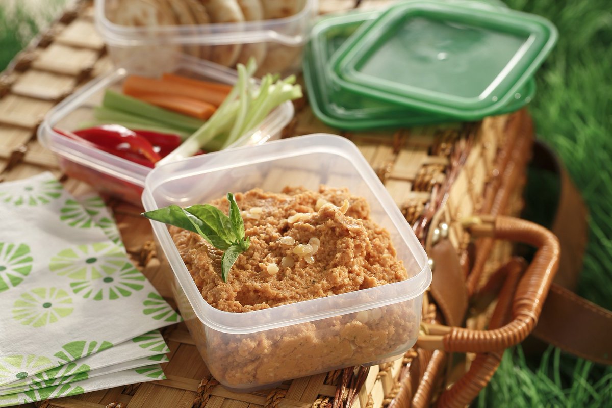 This!! RT <a href="/foodbloggersCA/">Food Bloggers Canada</a>: A5. Let’s try this lentil pizza hummus! bit.ly/lentilhum #HalfCupHabit