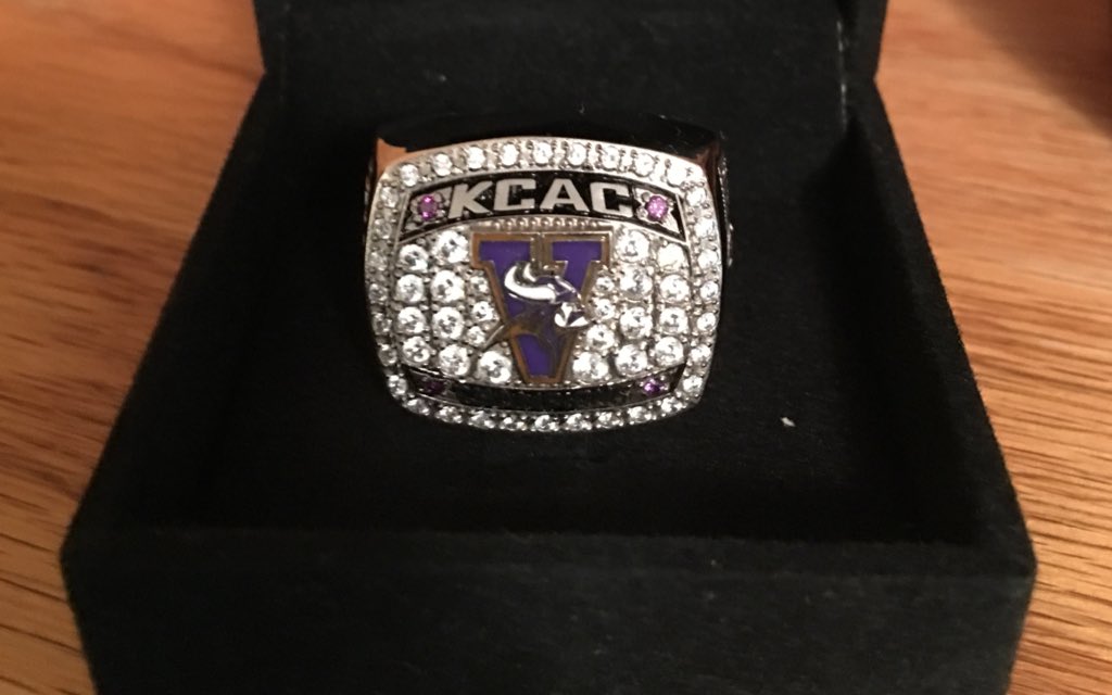 bmcloughlin22's tweet photo. @kcacsports 2016 KCAC Men's Lacrosse Ring - Missouri Valley https://t.co/fY3AOgJbG6