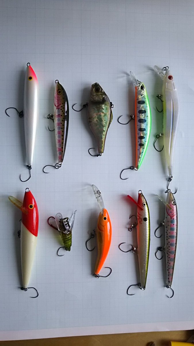 Smartlure على تويتر 釣りバカceo岡村です きのう きょうの支笏湖で反応が確認できなかったルアーたち 水温は 表層で11から13 曇り 晴れ 風やや北寄り 微風 ラパラcdとペンシルの大きめのヤツ もうちょっといろんな色がほしいなぁ 物欲 Smartlure