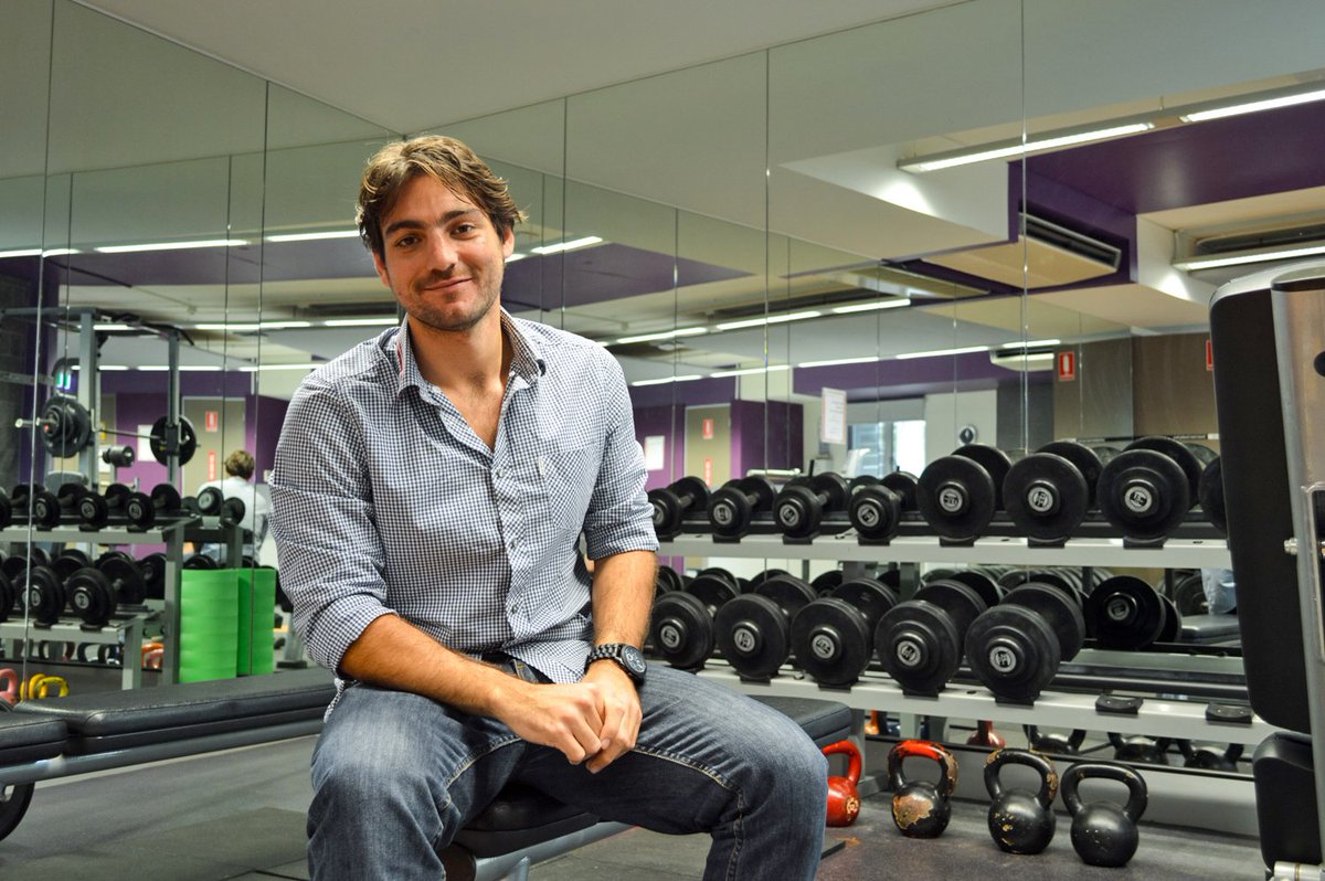 #MeetOurResearchers Dr @NattaiBorges is an #Exercise and #SportScientist who's exploring #Ageing #Fitness and more bit.ly/2tj3GTR
