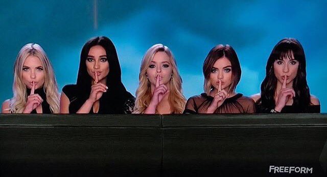 showgirlgomez's tweet image. I can't say thank you enough. My life would have been so different the past 7 years without @PLLTVSeries tbh. #PLLEndGame #GoodbyePLL