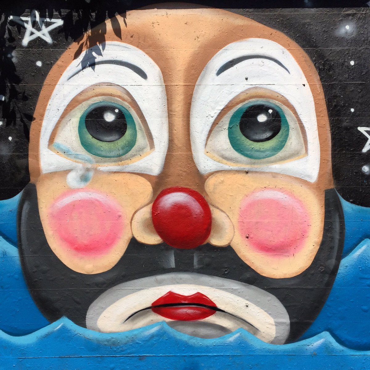 TheGraffHunter's tweet photo. Jennifer Korsen #humansmakeart #LA #streetart #melrose 📍 https://t.co/zpWJpuZ4KN https://t.co/2fDDe7Tb95
