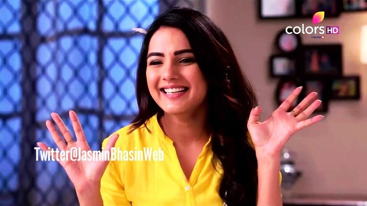 satnam163's tweet photo. #HappyBirthdayJasminBhasin  🎂🎈😘 May God bless u and may u get more success in life ahead! And always keep dis big and cute smile on ur face https://t.co/XCq3OlP6aU