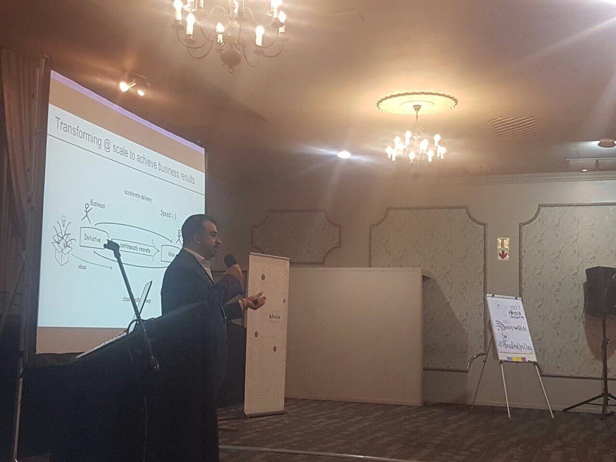 AfricaDevOpsDay's tweet image. Aziz Alsharafi from @IBM sharing how business are more agile through Hybrid Cloud. #AfricaDevOpsDay #Infrastructure #ScalingDevOps