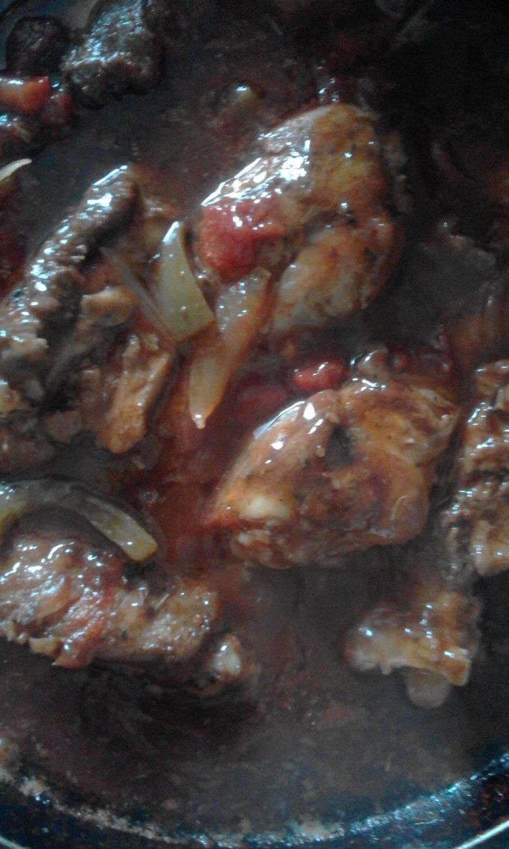 Caribburton's tweet image. Bring some sunshine #food into your #lunchtime today. #Caribbean #lunch delivery #Battersea #SW11 #SW8 #Wandsworth #SW18