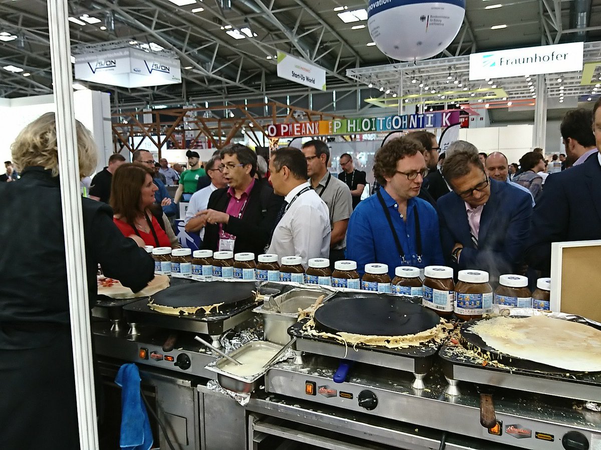 BenoitArmange's tweet photo. C'est la foule au stand Photonics Bretagne au #laserworldofphotonics ! C'est l'heure de la traditionnelle Crêpes Party ! @BCInter @BzhP https://t.co/YVdab5oIgf