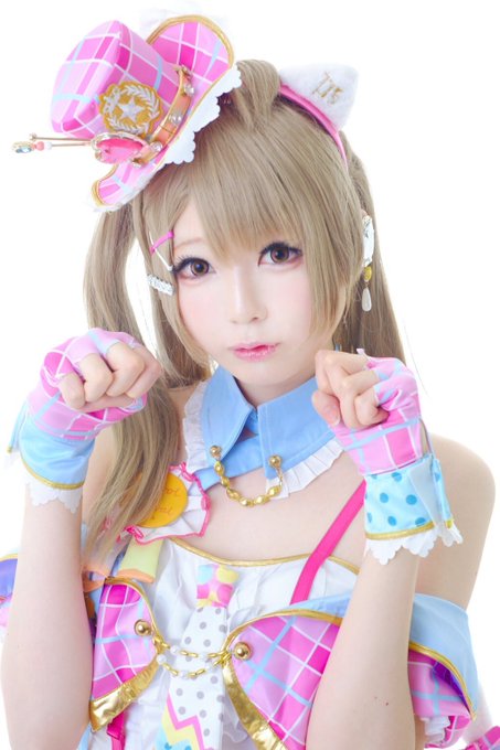 コスプレイヤーおもちのTwitter画像36
