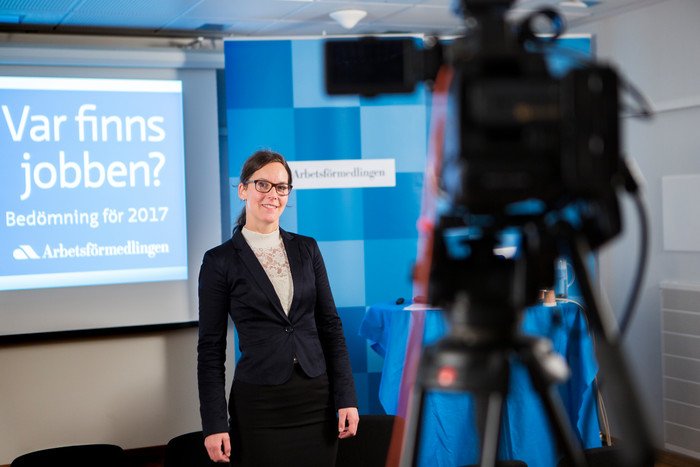 Arbetsformed's tweet photo. Lätt att få jobb inom 7 av 10 yrken. Se pressträff med analytiker Annelie Almérus här: #Arbetsförmedlingen https://t.co/eQ3N0nP2R3 https://t.co/h8djFiNIRh