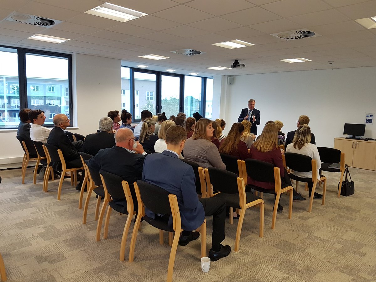 InvestHemel's tweet image. Setting the scene ahead of todays Skills Breakfast. Bringing local businesses together with our future workforce @KL_School_UK @HightownHA