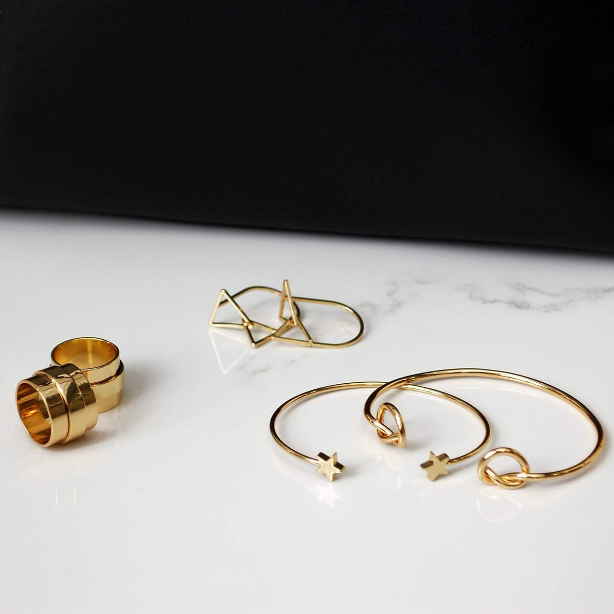 iloveTheLot's tweet photo. Make a statement. Mid-week must-haves! Bracelet R159 &amp; Rings from R59 #Accessories https://t.co/bYrUpuOgXE