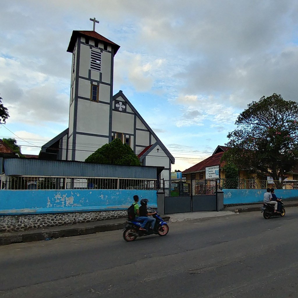 Toleransi Oh Toleransi hensyam.com/2017/06/28/tol…