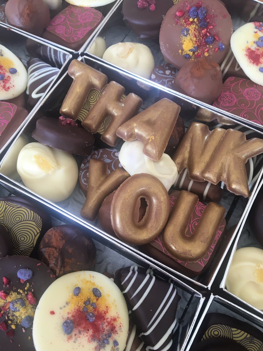 CorbettChocs's tweet photo. End of school year thank you gifts for teacher. Handmade chocolates £9 https://t.co/SeYYkurDxL