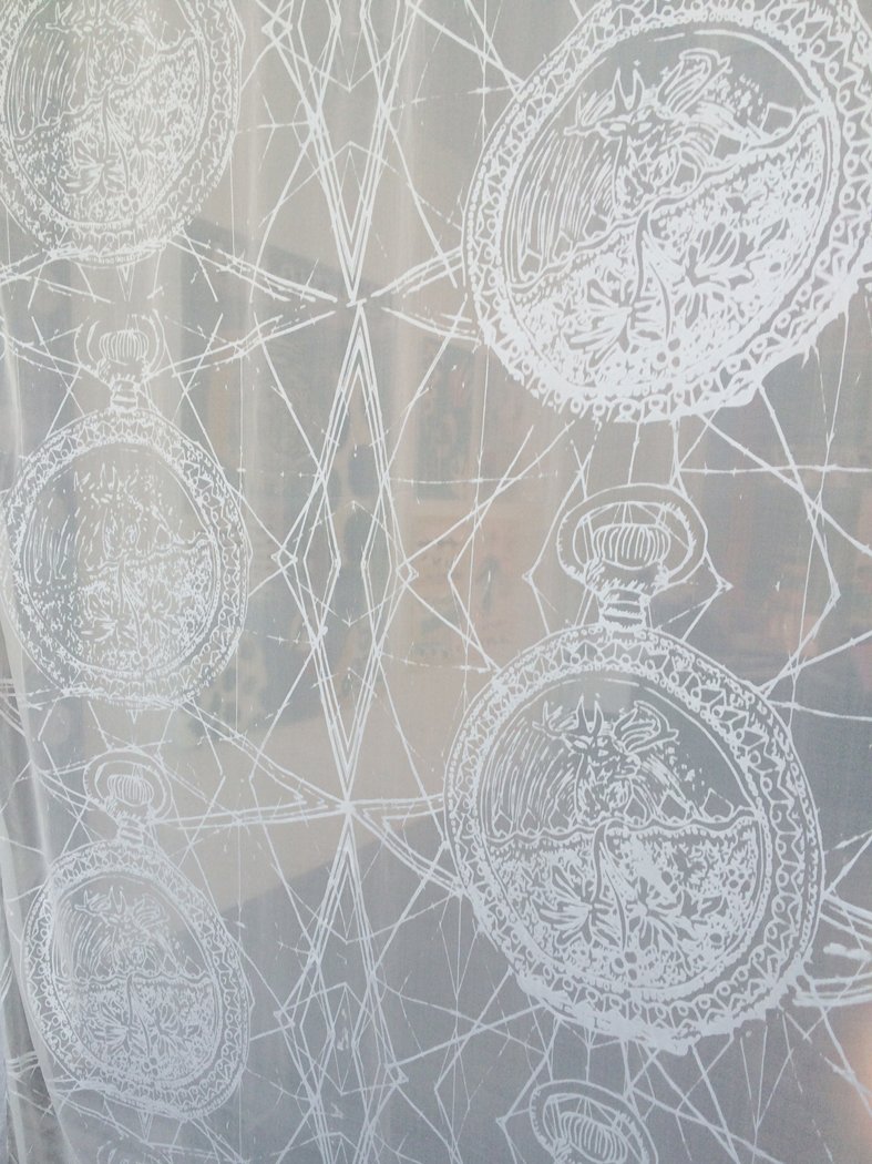 britceramtile's tweet photo. Congratulations to @plymouthart student, Louis, for winning The British Ceramic Tile Surface Design Award! We love it π #BREAKINGTHROUGH17 https://t.co/aowSfAchNm