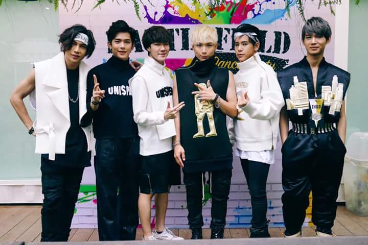 Hugo316Official's tweet photo. 10, June 
Battle field dance party 
at Oasis garden, ShowDC

Thank you for sponsoring clothes! 
Qdesign &amp; Play https://t.co/qFycR2NBBa