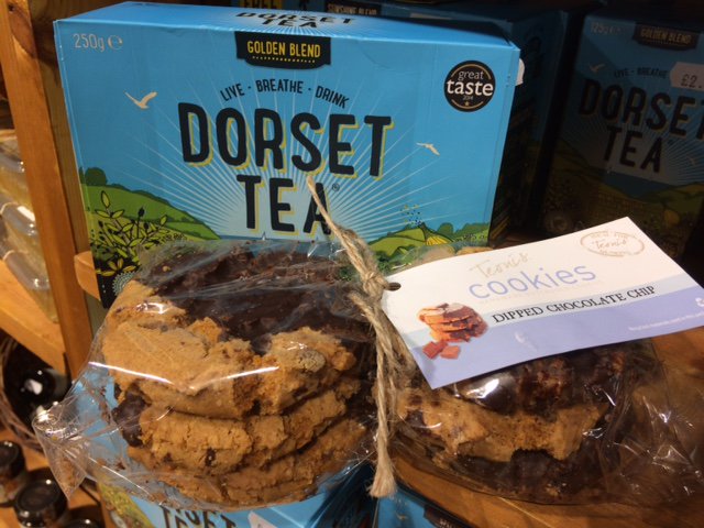 UdderFarmShop's tweet image. Or snuggle up at home with a @dorset_tea brew and some delicious @TeonisCookies. It's what rainy days were made for!!