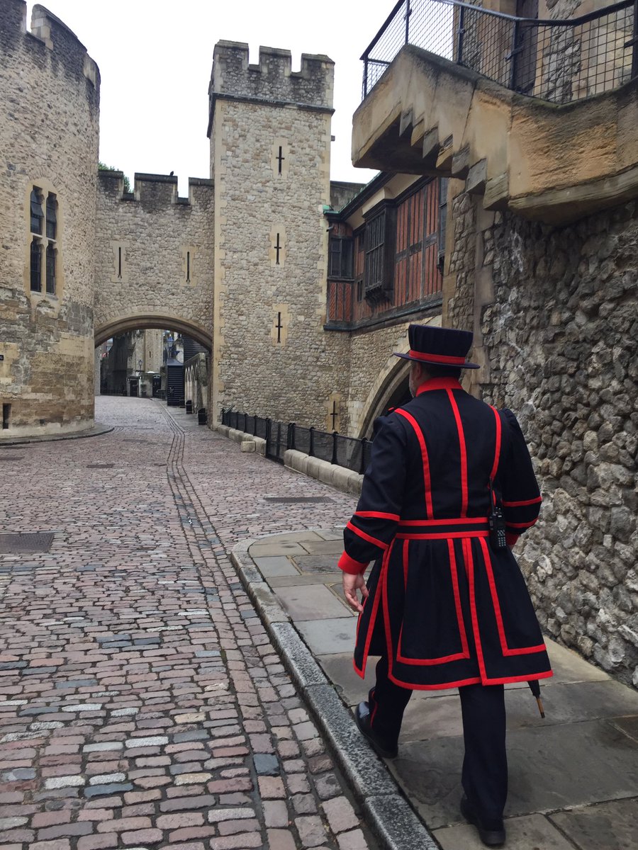 amthiebault's tweet photo. Fantastic experience @TowerOfLondon with the secrets of the Tower tour! https://t.co/B7NAEN5GcS