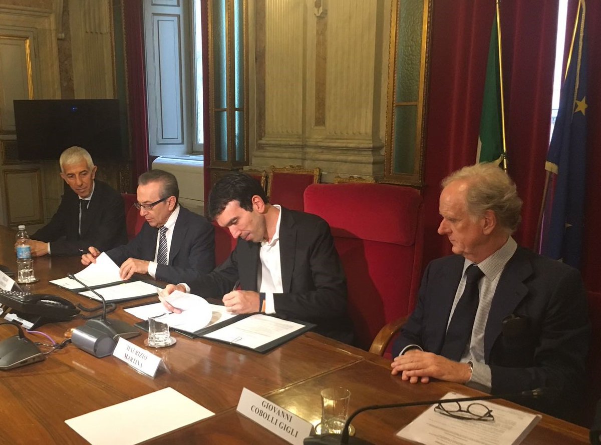 Maurizio Martina tweet media