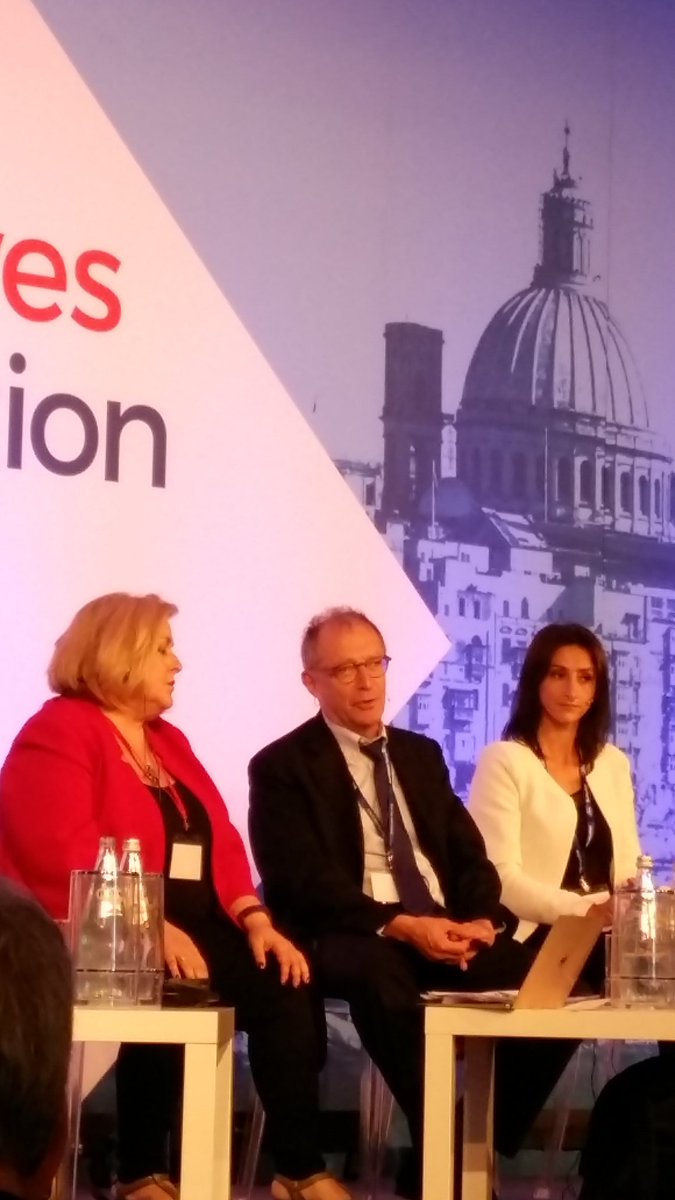 Gianlucamisu's tweet photo. Georg Fischer @EU_Social #ESSC17 underlines shift to #socialdimension on EU policies putting emphasis on #socinv & #EPSR @EU_ScienceHub https://t.co/AVBXxy4ASS