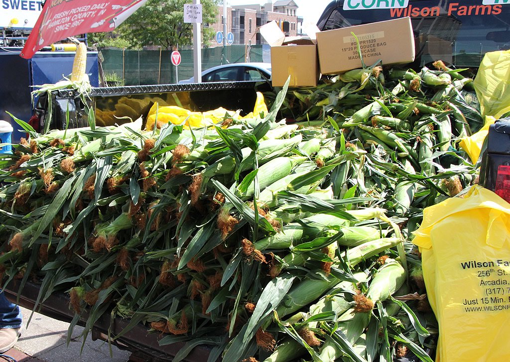 #Indy 6/28/2017: Original Farmers Market @indycm 9:30a-1:30p. aroundindy.com/citymarket.php #Indianapolis #Indiana