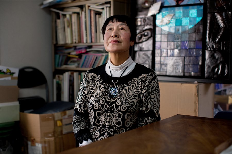 La_Directa's tweet photo. Tancant la #Directa434, @AlexRomaguera entrevista Tanaka Toshiko, supervivent del bombardeig nuclear d'Hiroshima. https://t.co/zCxGTViRO5 https://t.co/ucU73s5esx