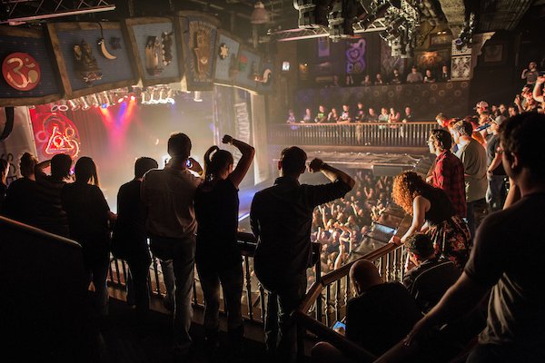 SoundsofCLE's tweet photo. Clevelanders love Clevelanders no doubt about it. Head to @HOBCleveland tomorrow to hear Cleveland native @AcousticScotty. 🎶 #SoundsofCLE https://t.co/0RmhjiISpw