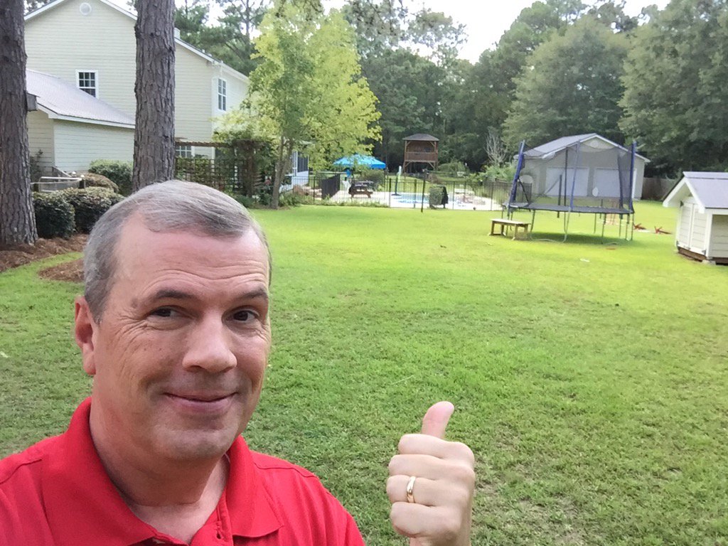 WCTVMike's tweet photo. Gettin' set up for this week's Backyard BBQ, at the Lyons home in east Tallahassee. #LotsOfHeat #PoolLooksInviting https://t.co/baMBoWQ4DA