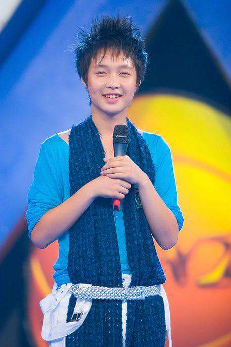 omnia_ak's tweet photo. somethings never change
lay through the years
#zhangyixing #cute #morethancute #ilovehim #princeofchina https://t.co/QSpvc9OrlX