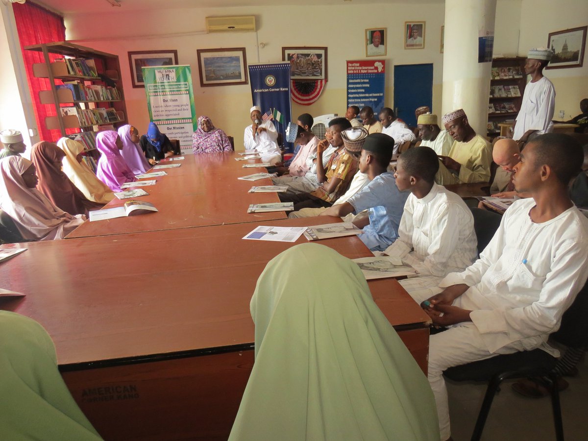 KanoLibBoard's tweet image. #ModernLibraryServicesCampaign @KanoLibBoard for Girls Child Education in Kano in partnership with @MufarkaYouth #PublicLibraryLove