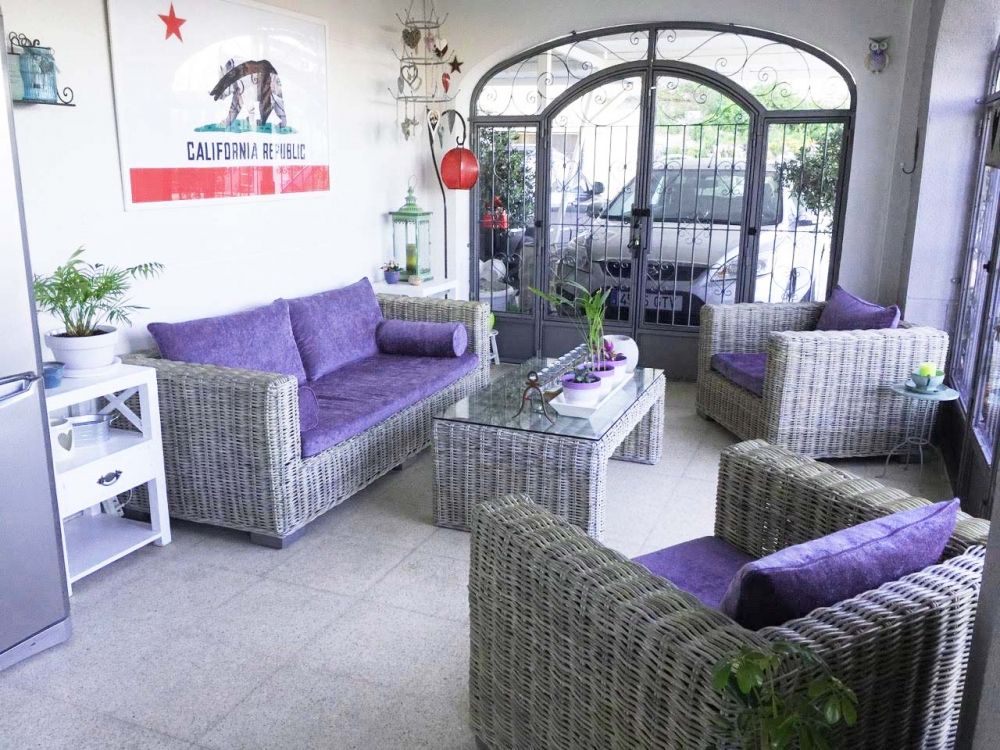 Ferrara 3064 - Caroline in Alicante. buff.ly/2tpzcNP