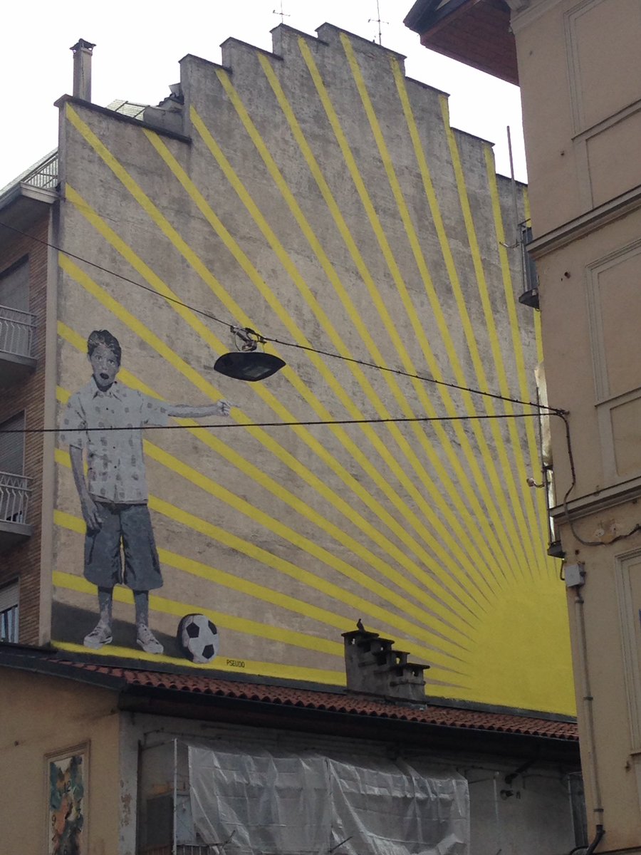 laprettiwoman's tweet photo. Altri murales #towalkabout #borgocampidoglio https://t.co/z8hvhmOLj4