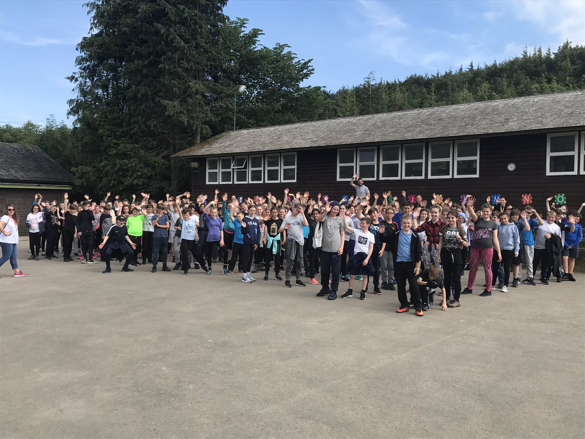 Hello everyone! We're all good here! #Colomendy2017