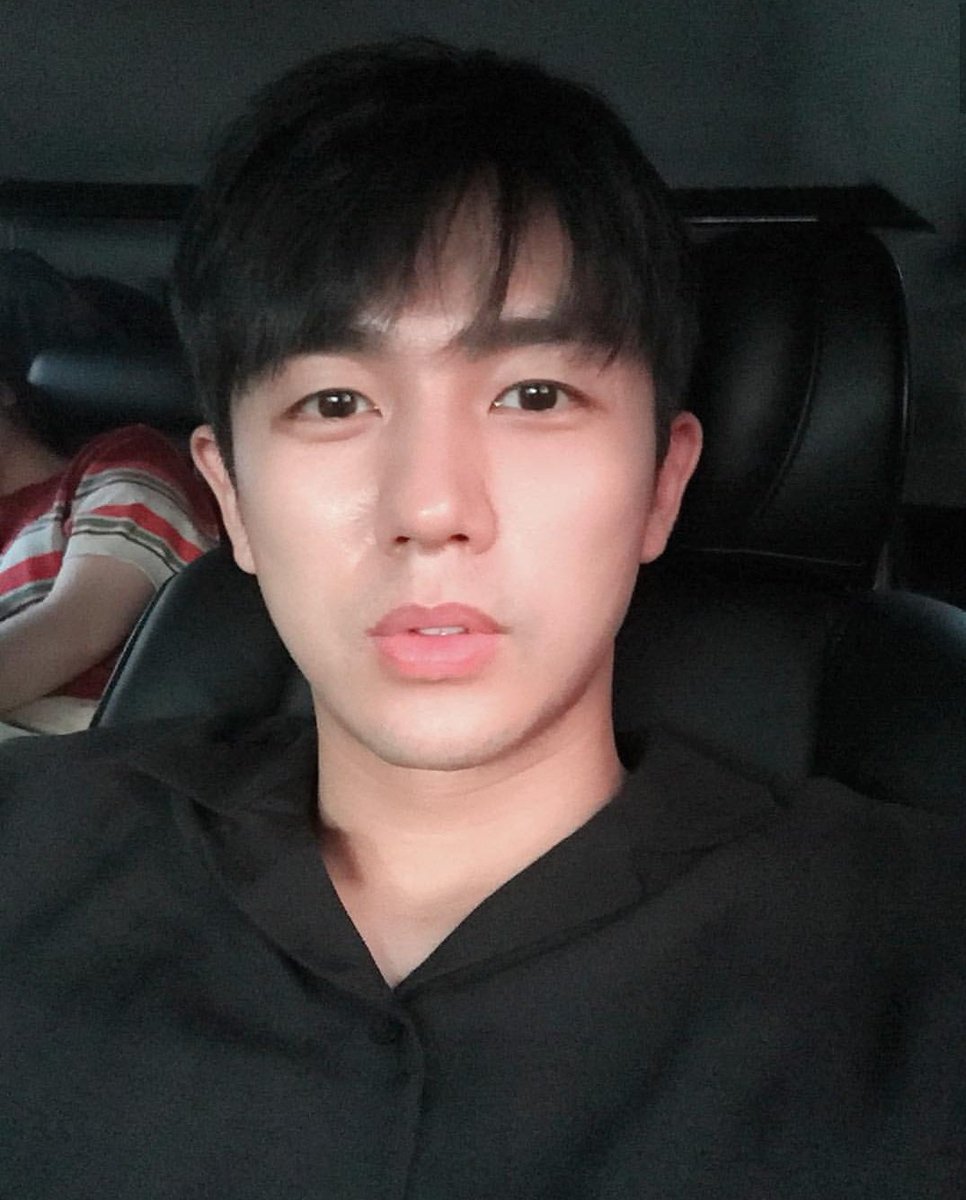 LIM SEUL ONG tweet media