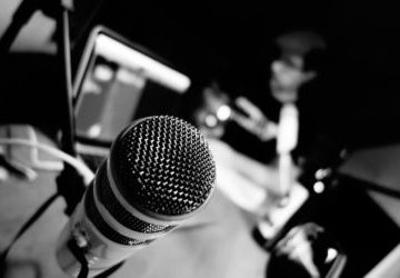 vidafmcr's tweet photo. La Mañana VIDA FM (Especial del Rock con Eva Moreno) Miércoles 5 jul / 17 - https://t.co/meCMaXU5VN https://t.co/RG2P8Sc0MI
