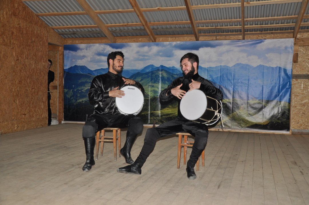 AppYug's tweet image. ЭКСКУРСИЯ "ОСТРОВ АНТАР" НА ЦЕЛЫЙ ДЕНЬ!
ТУАПСИНСКИЙ РАЙОН, СЕЛО ТЕНГИНКА

Душа рвется на природу? Скучная, серая и… tur93.ru/14