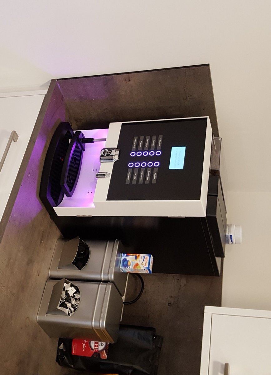 Echtkoffie's tweet photo. Ook in de nieuwe vestiging van #Novon Schoonmaak in Enter kunnen ze genieten van heerlijke #koffie van #EchtKoffie uit een #ETNA Espresso. https://t.co/2KQmPnHIgi