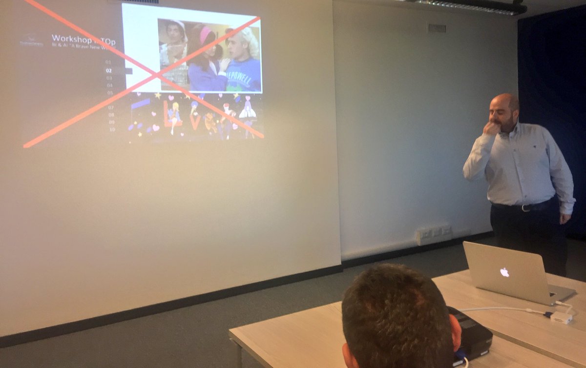 ThinkOpenSpA's tweet photo. #TOPWorkshop BI &amp; AI: Giuseppe ci spiega cos'è la BI #workshop #businessintelligence #ArtificialIntelligence https://t.co/HY3FKpTO4t