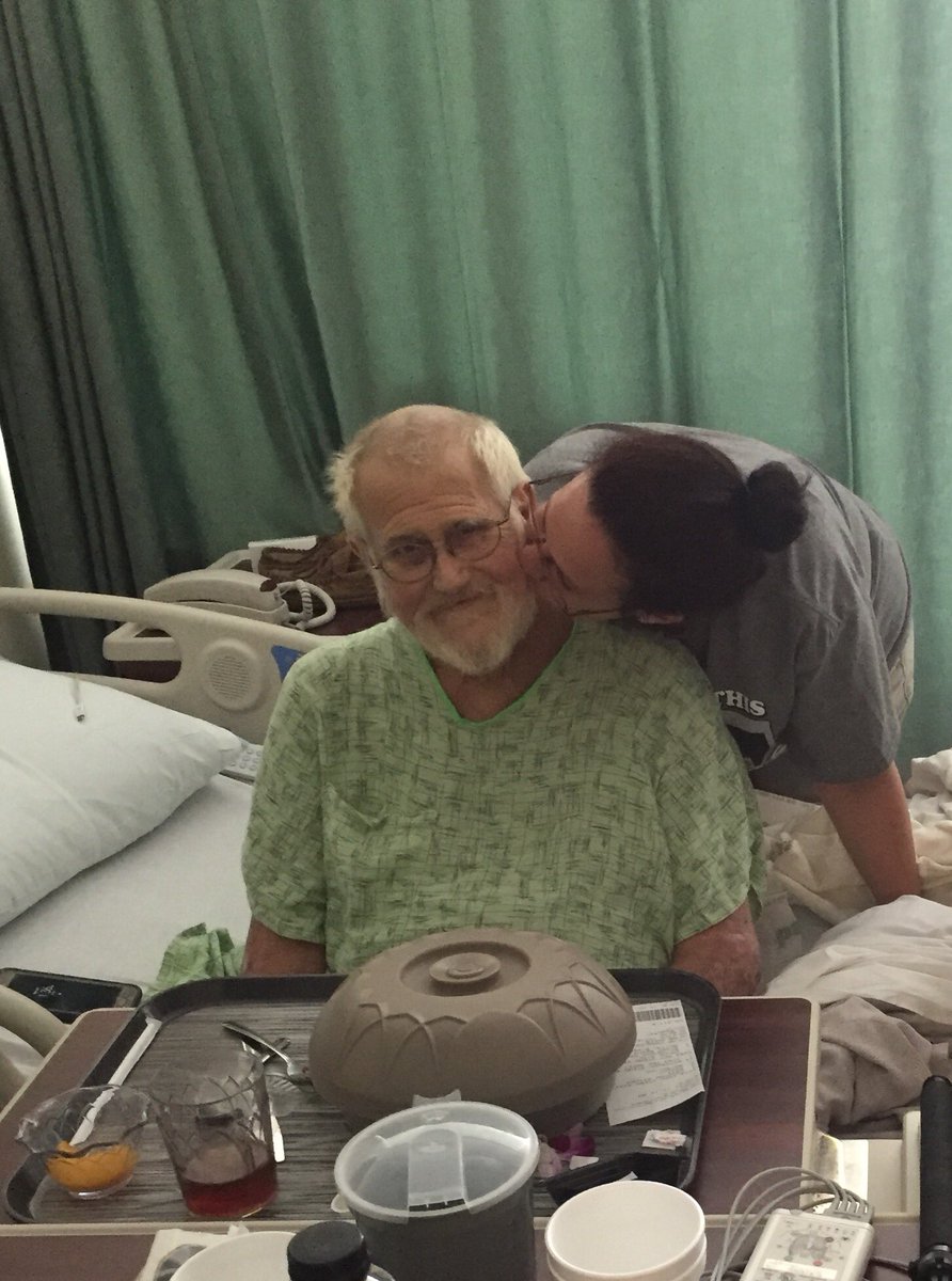 ThePrattPack4's tweet photo. Love you old man!! #GetWellSoon https://t.co/8tSMOUDOM6