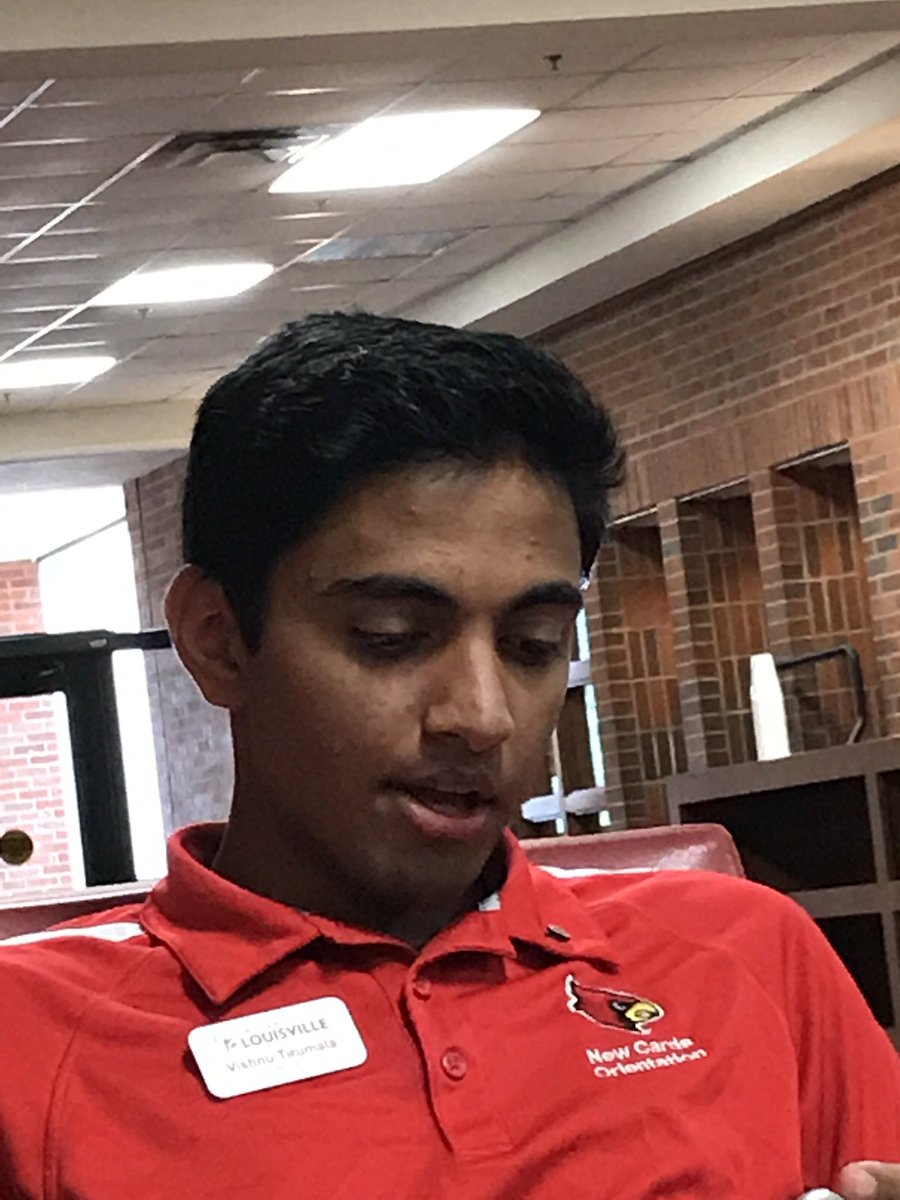 hannah_hotdogs's tweet photo. The face of a ~F A K E~ friend https://t.co/ErL6Y5LRIu