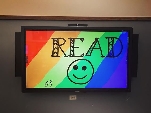 hplibrary's tweet image. #LibraryCamp #read 🖍🖌