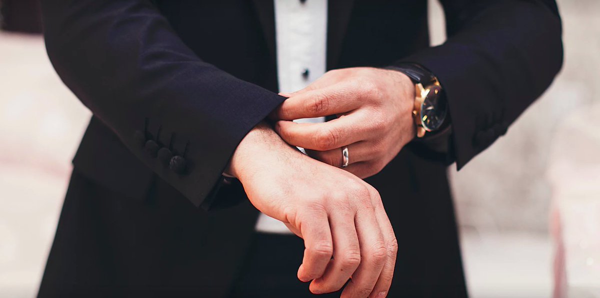 SiliconDrinkabt's tweet photo. Should we be getting back to formal office attire? Great read >>> https://t.co/KBJMuCWK1U https://t.co/S6kR6gRajG