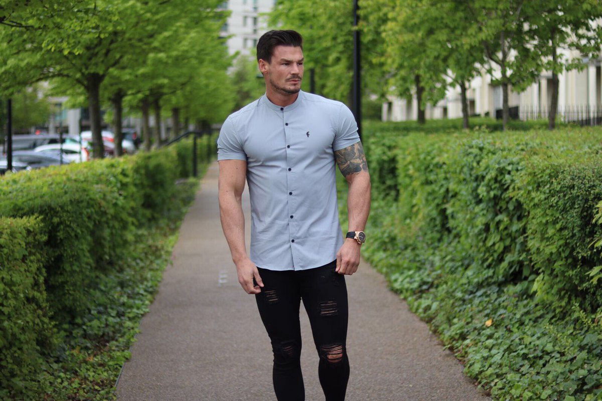FatherSons_'s tweet image. Win a shirt of your choice at #FatherSons.

- Follow
- RT

Winner chosen Sunday | fathersonsclothing.com/collections/su…

Model @mylesleask