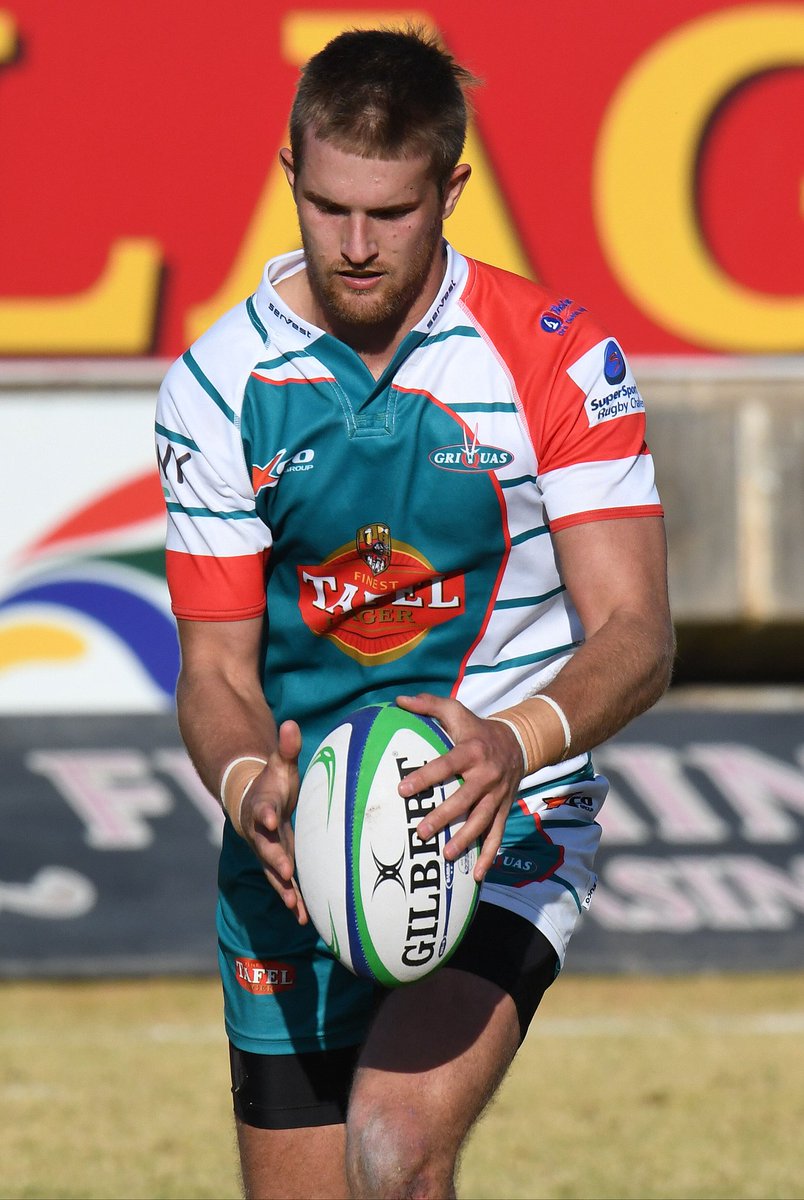 GriquasRugby's tweet photo. Action at Tafel Lager Park, Kimberley this past weekend !!
#TafelLagerGriquas vs #EPKings
Quarter Final
#TafelLagerGriekwas
@rugbychallenge https://t.co/Cw5knwJp1g