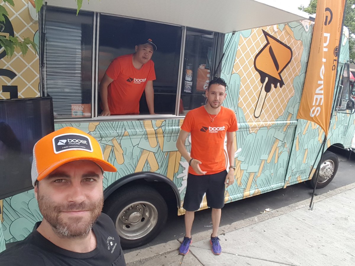BoostNick's tweet photo. 🍦round 2 @ 6332 woodland ave til 4😆FREE ICE CREAM 🍧
#PHILLYPOWER #boost4philly @JayMiglionico @7thFlais @SPGBobbieKozak @shawnatspg https://t.co/ch2WUae4rO