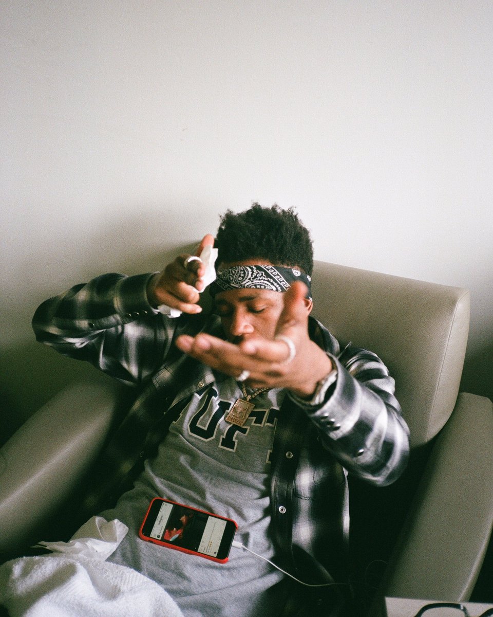 MetroBoomin's tweet image. won't go out sad 🔫🔫🔫