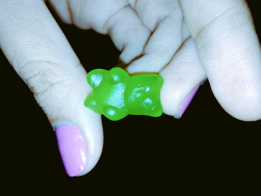 KatePasionG's tweet photo. Gummy Bear 😘😍😗 https://t.co/aLr1Yyj4OP