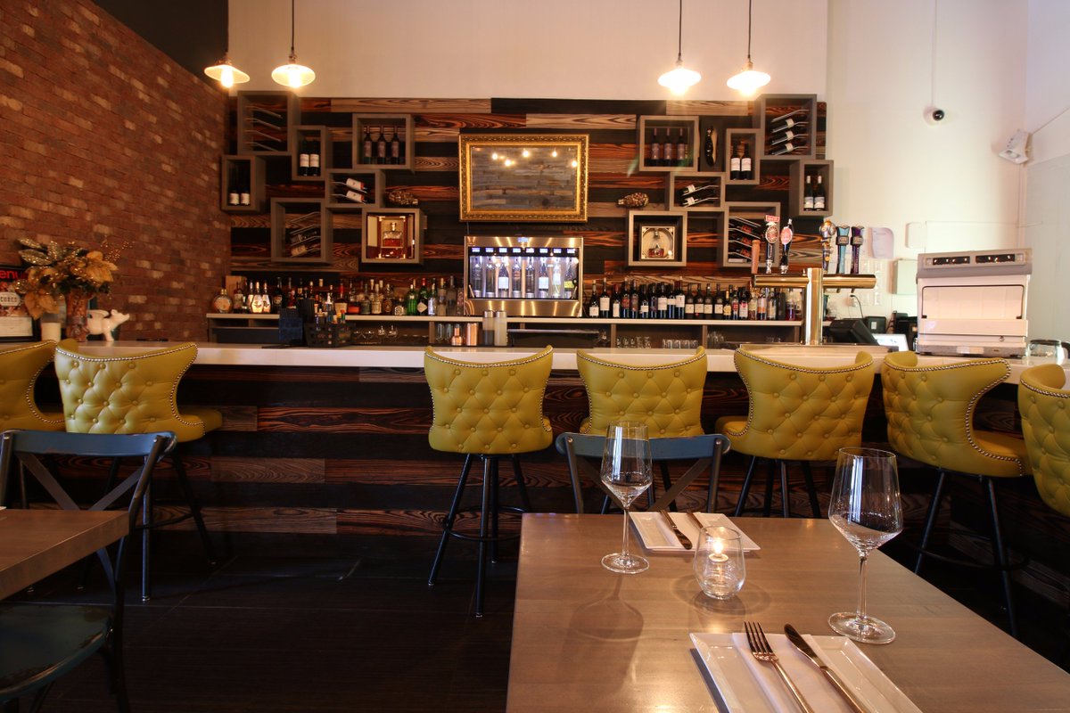 Anyone down for drinks after work? #CuredWineBar

#yeg #yegdrinks #yeglocal #exploreedmonton #edmontonliving #edmonton #yeglife #yegjobs